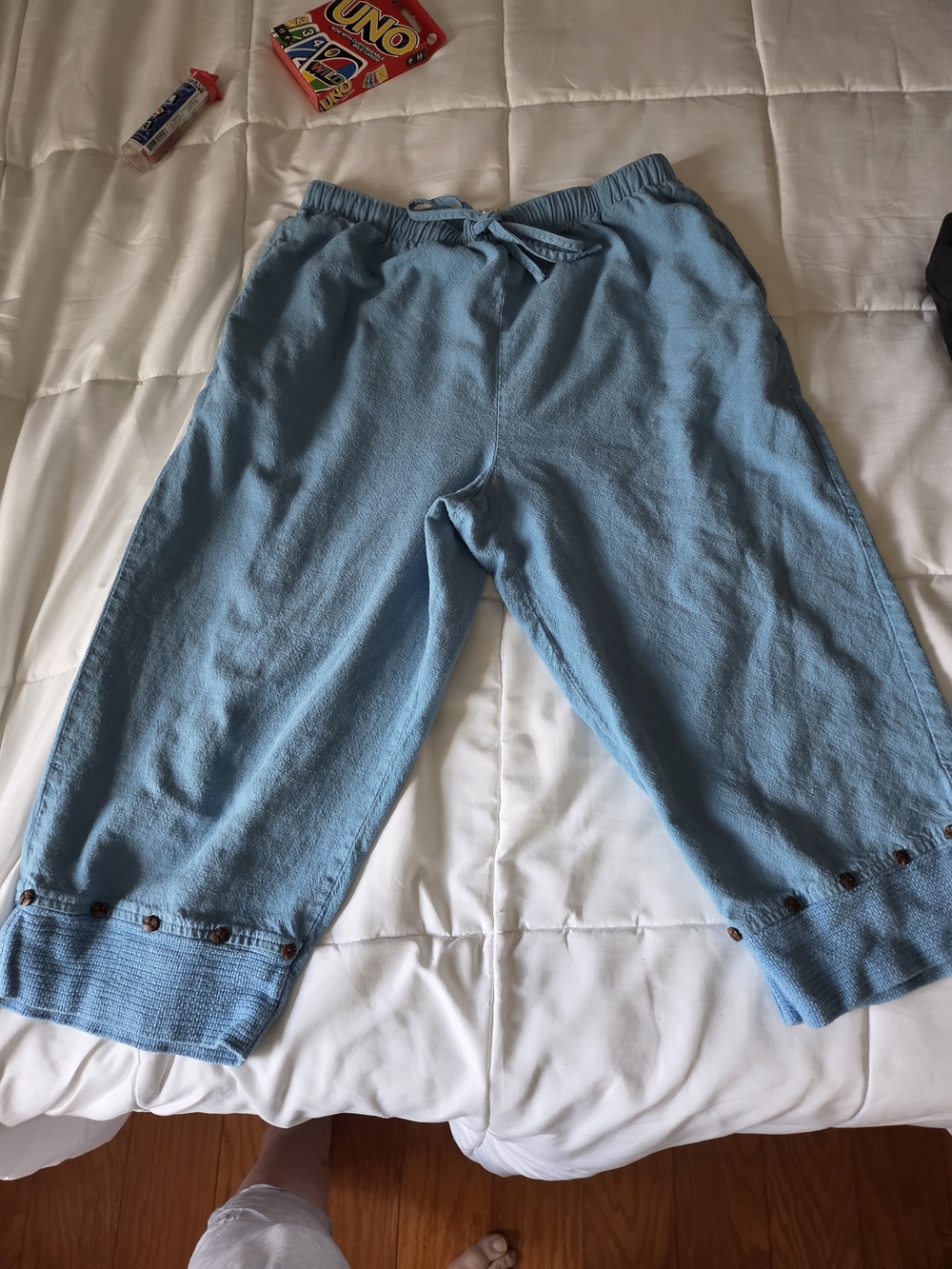 Light Blue Drawstring Cotton Capri Pants